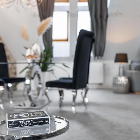 Coco Chanel Boutique Apartment Brno Dış mekan fotoğraf