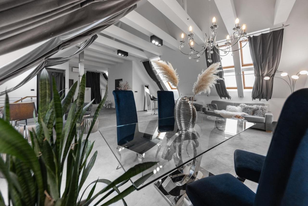 Coco Chanel Boutique Apartment Brno Dış mekan fotoğraf