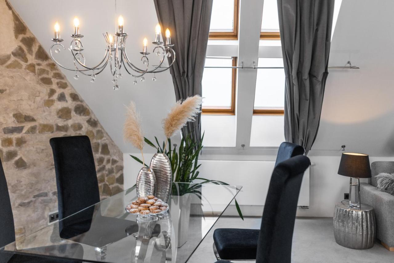 Coco Chanel Boutique Apartment Brno Dış mekan fotoğraf